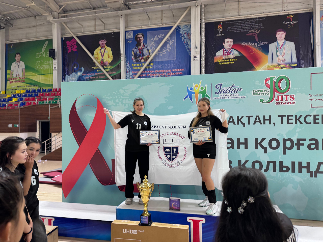 В Жамбылской области проведен областной турнир по волейболу среди девушек