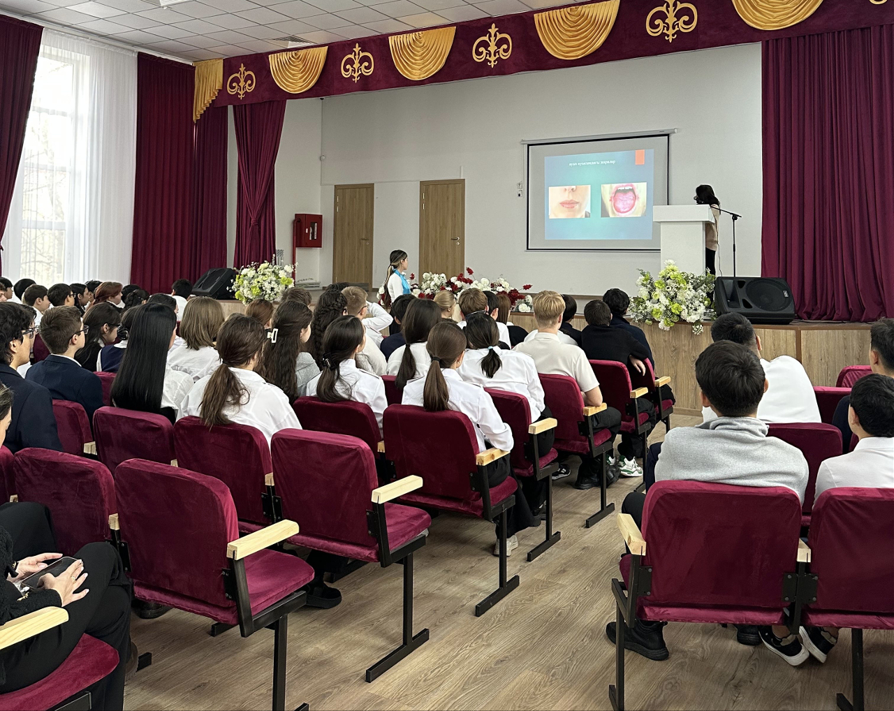 №7 мектеп-гимназиясында АИТВ тақырыбында ақпараттық кездесу өтті