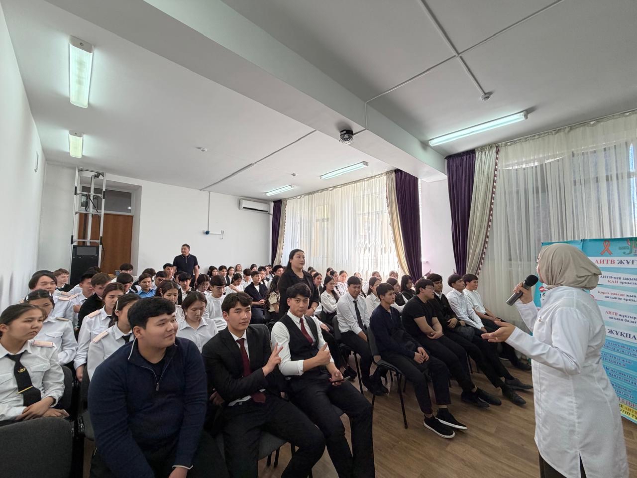 Байзақ ауданындағы Ғани Мұратбаев атындағы гимназияда түсіндіру жұмыстары жүргізілді